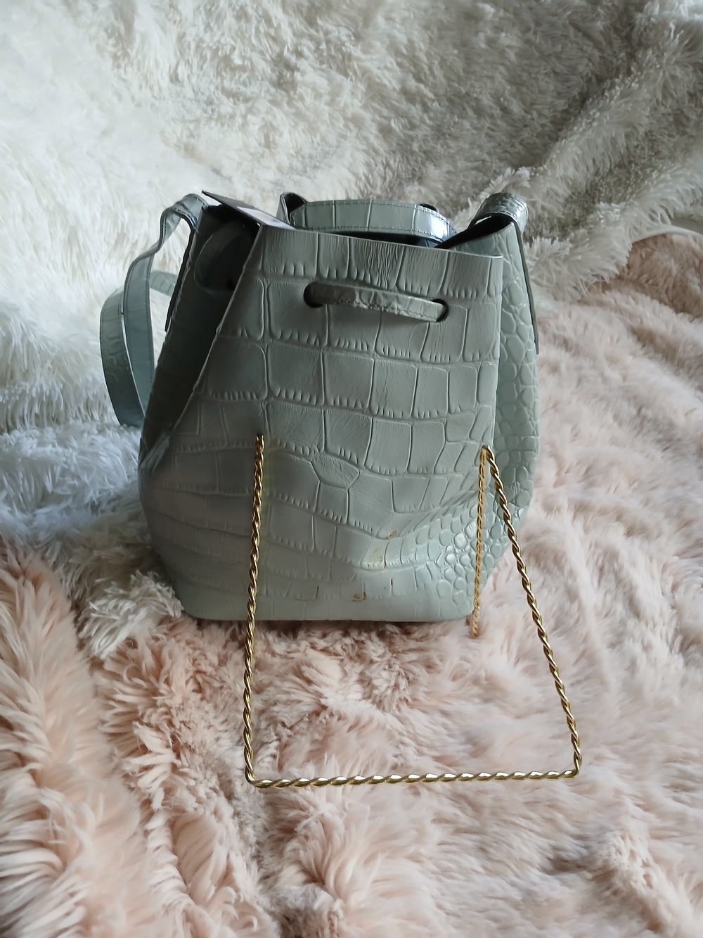Bucket Bag - Picture 3 of 8